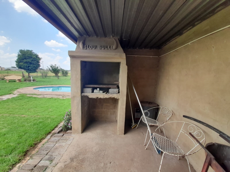 To Let 2 Bedroom Property for Rent in Helderstrome AH Gauteng