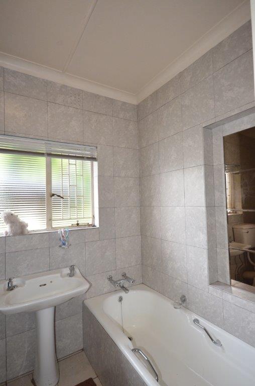 4 Bedroom Property for Sale in Bedfordview Gauteng