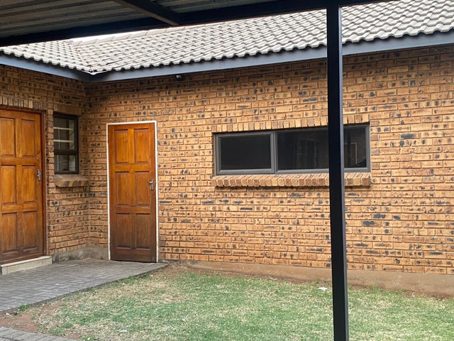 3 Bedroom Property for Sale in Comet Gauteng