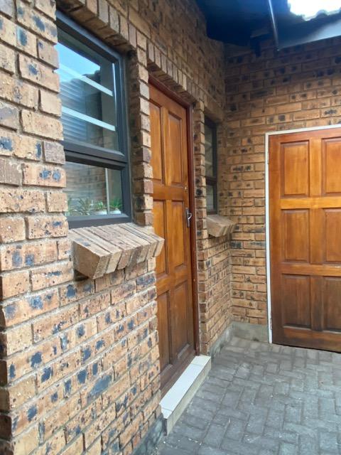3 Bedroom Property for Sale in Comet Gauteng
