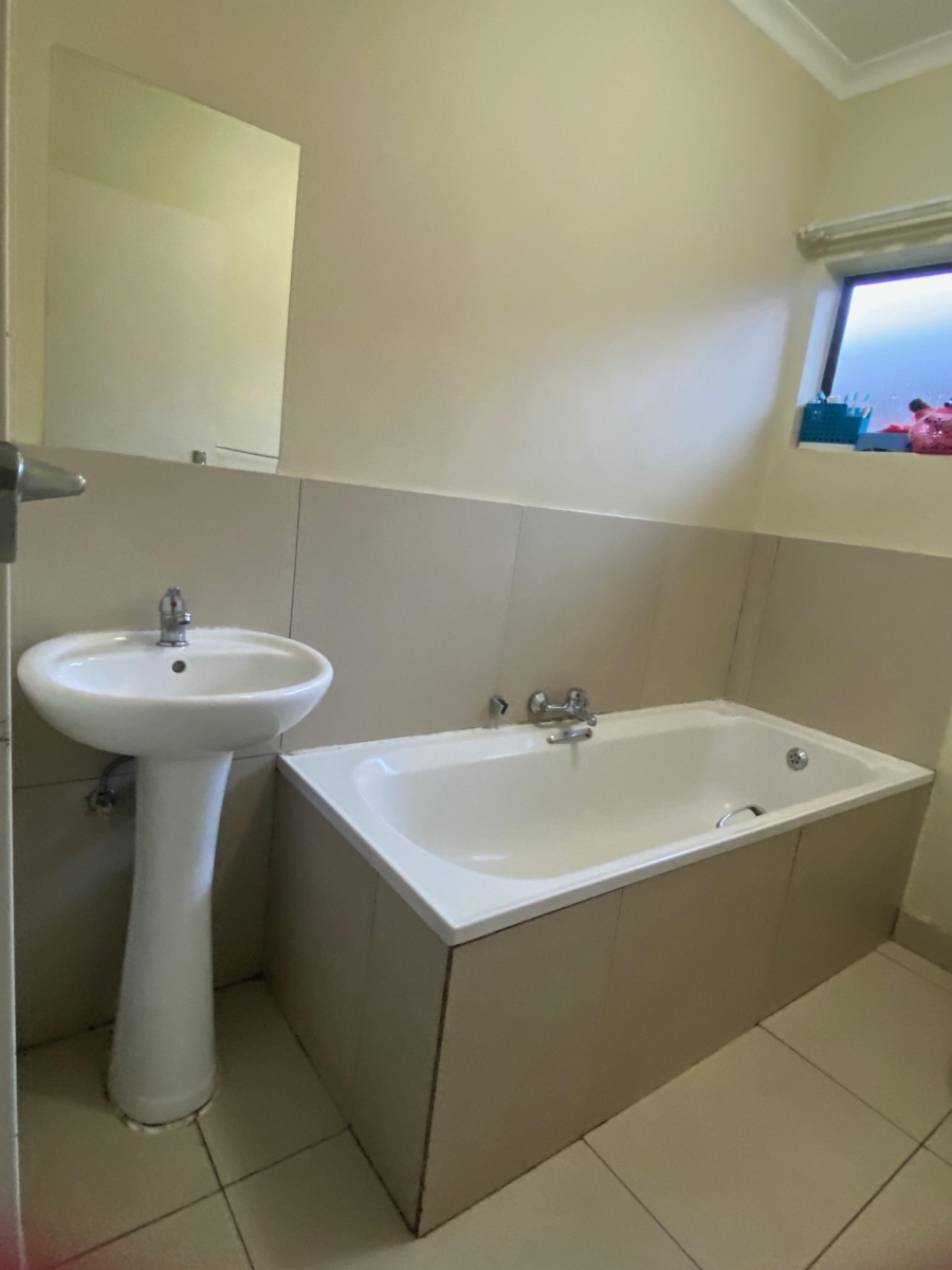 3 Bedroom Property for Sale in Comet Gauteng