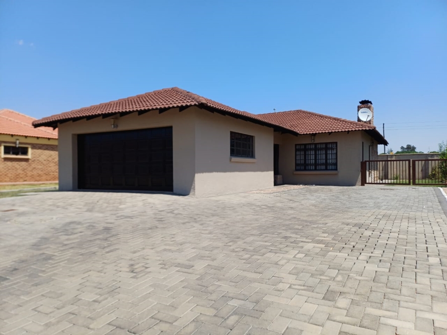 3 Bedroom Property for Sale in Theresa Park Gauteng
