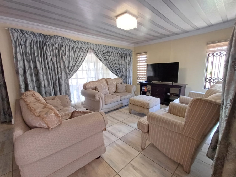 3 Bedroom Property for Sale in Theresa Park Gauteng