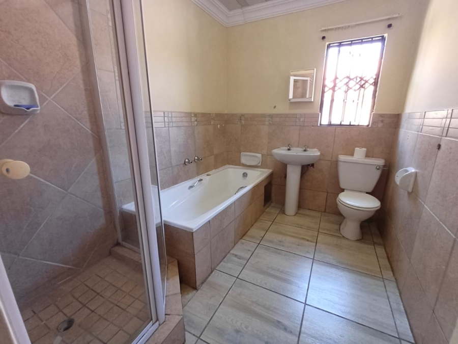 3 Bedroom Property for Sale in Theresa Park Gauteng