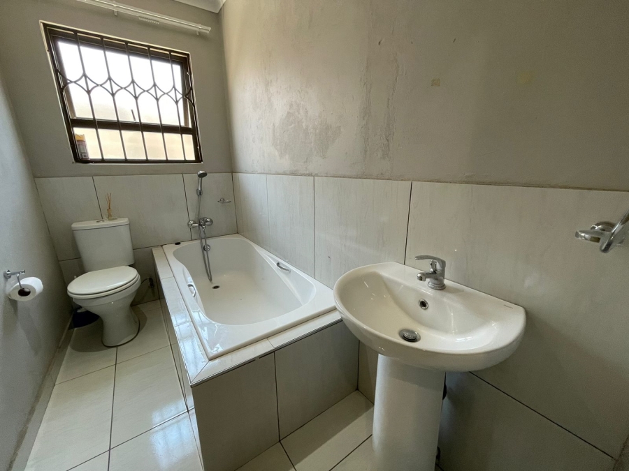 3 Bedroom Property for Sale in Vanderbijlpark CE 4 Gauteng