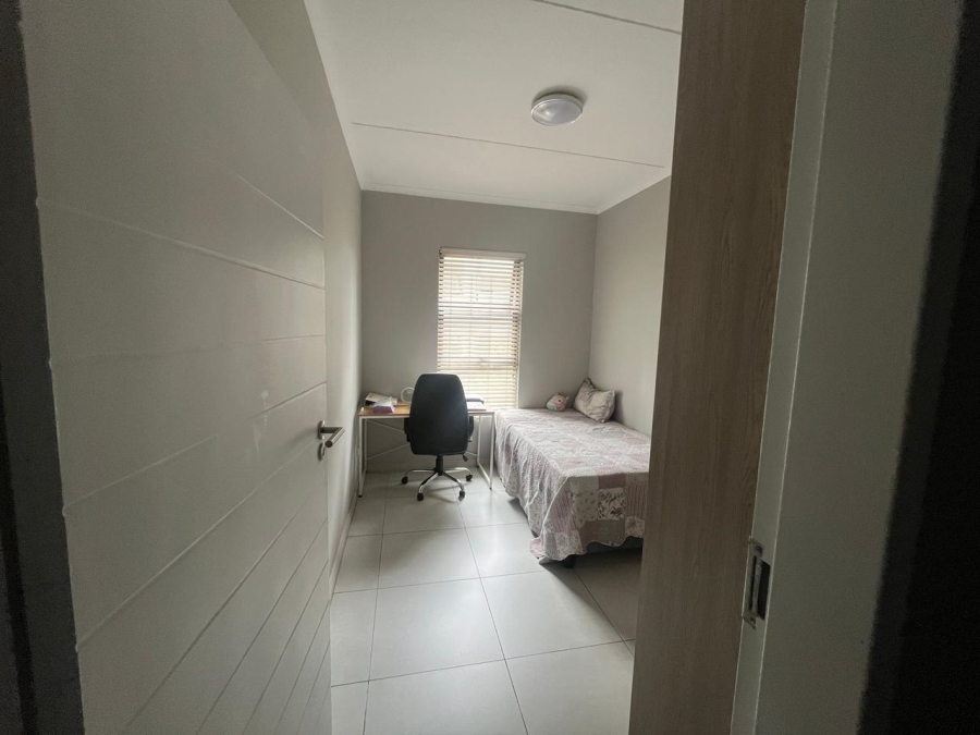 2 Bedroom Property for Sale in Midridge Park Gauteng