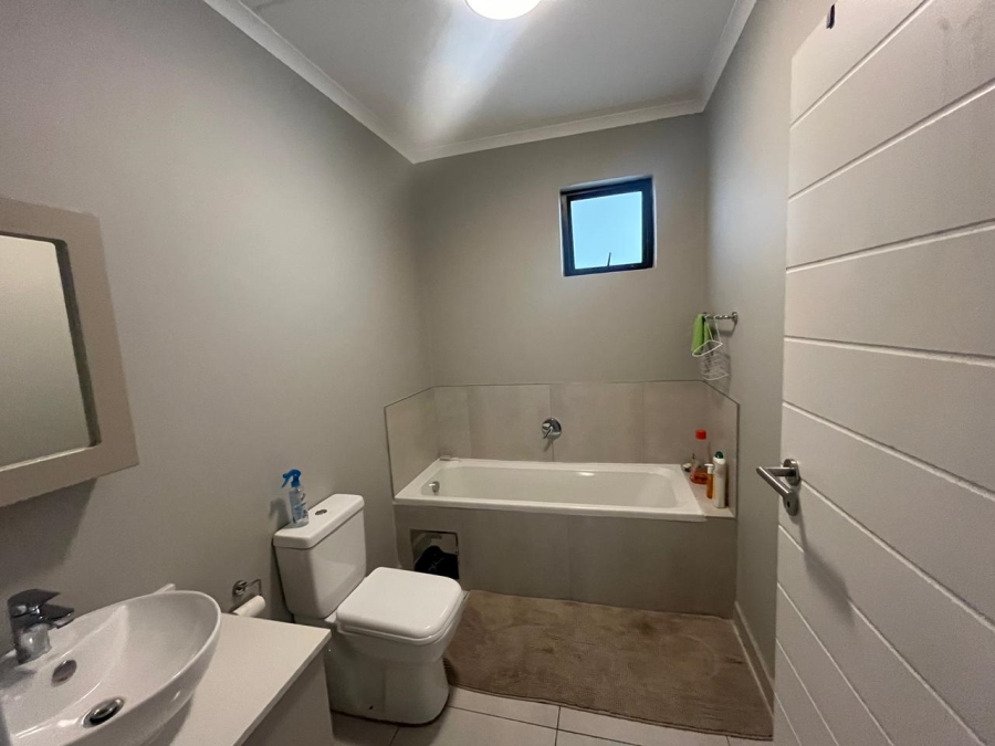 2 Bedroom Property for Sale in Midridge Park Gauteng