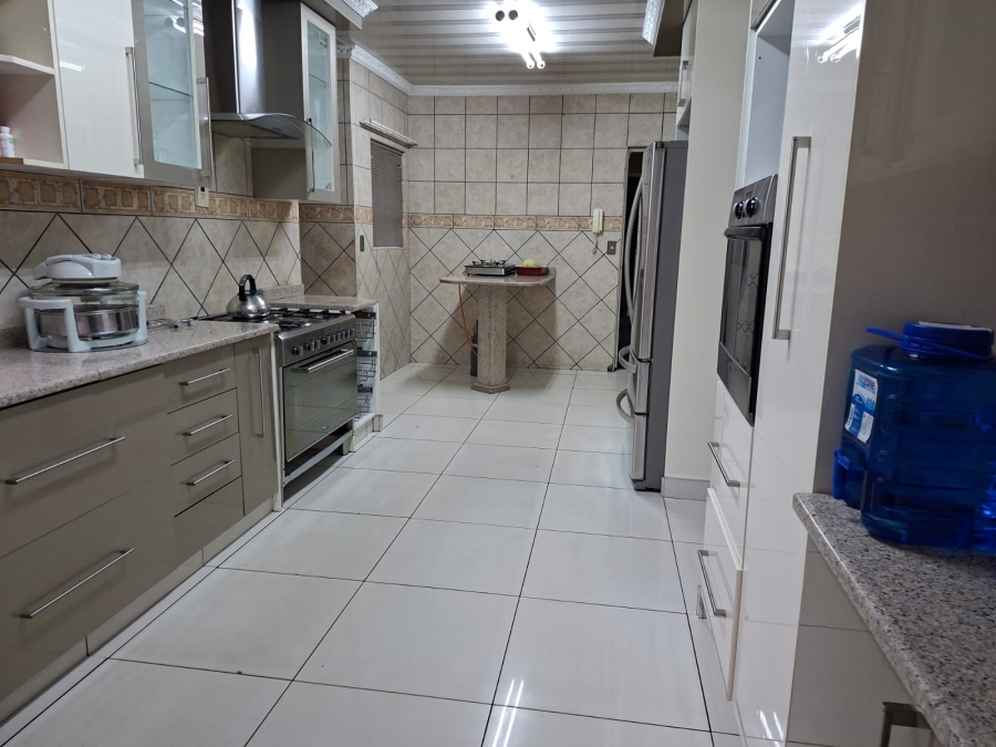 4 Bedroom Property for Sale in Vanderbijlpark SE 7 Gauteng