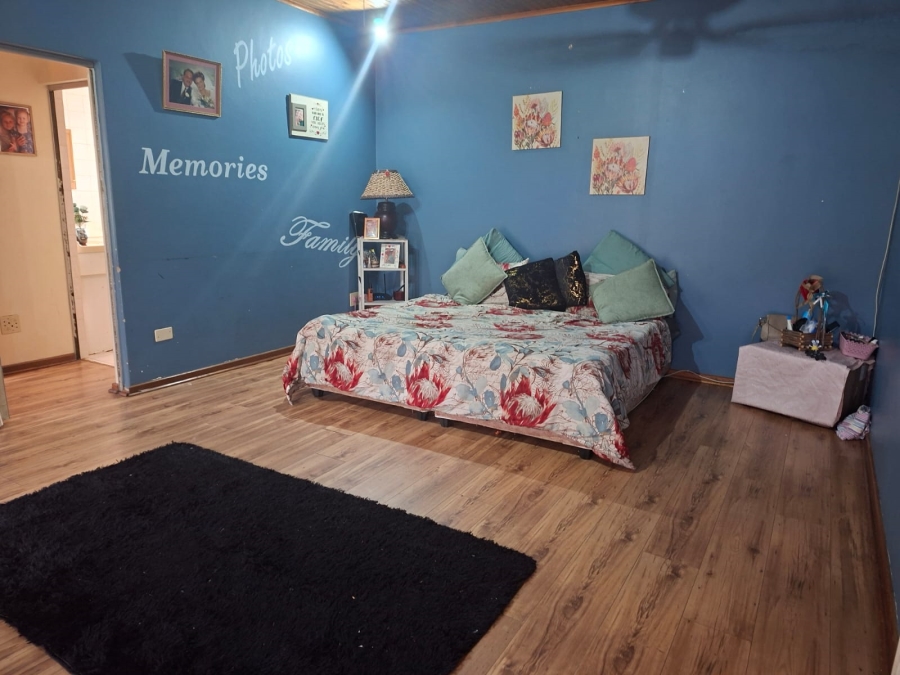 4 Bedroom Property for Sale in Vanderbijlpark SE 7 Gauteng