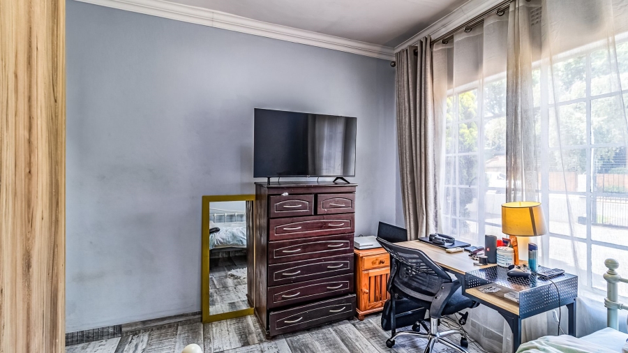 4 Bedroom Property for Sale in Oriel Gauteng