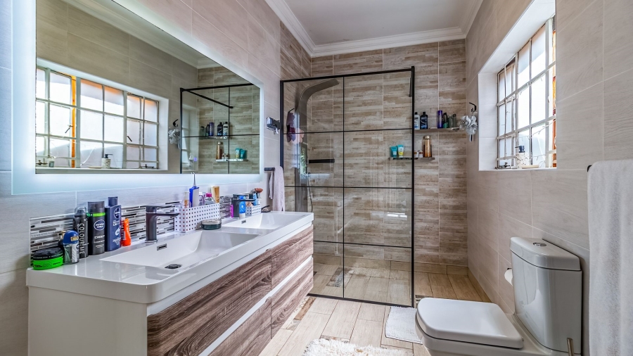 4 Bedroom Property for Sale in Oriel Gauteng