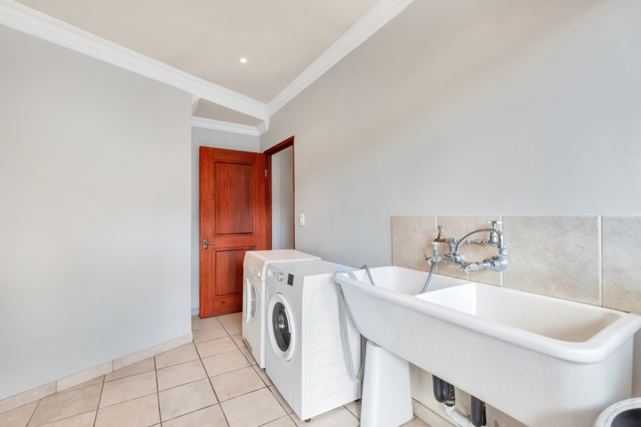 3 Bedroom Property for Sale in Morningside Manor Gauteng