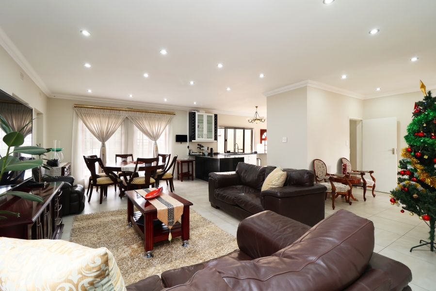 3 Bedroom Property for Sale in Parkhurst Gauteng