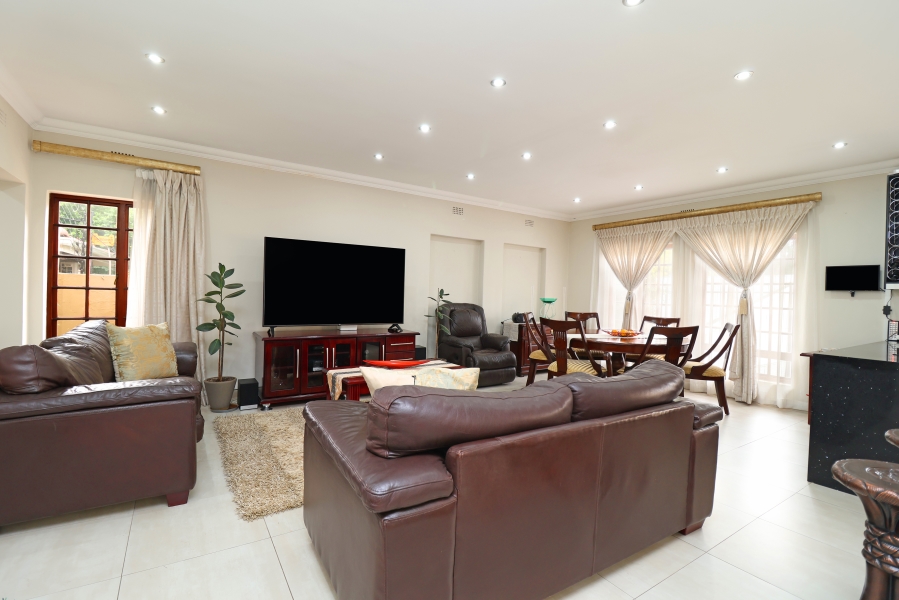 3 Bedroom Property for Sale in Parkhurst Gauteng