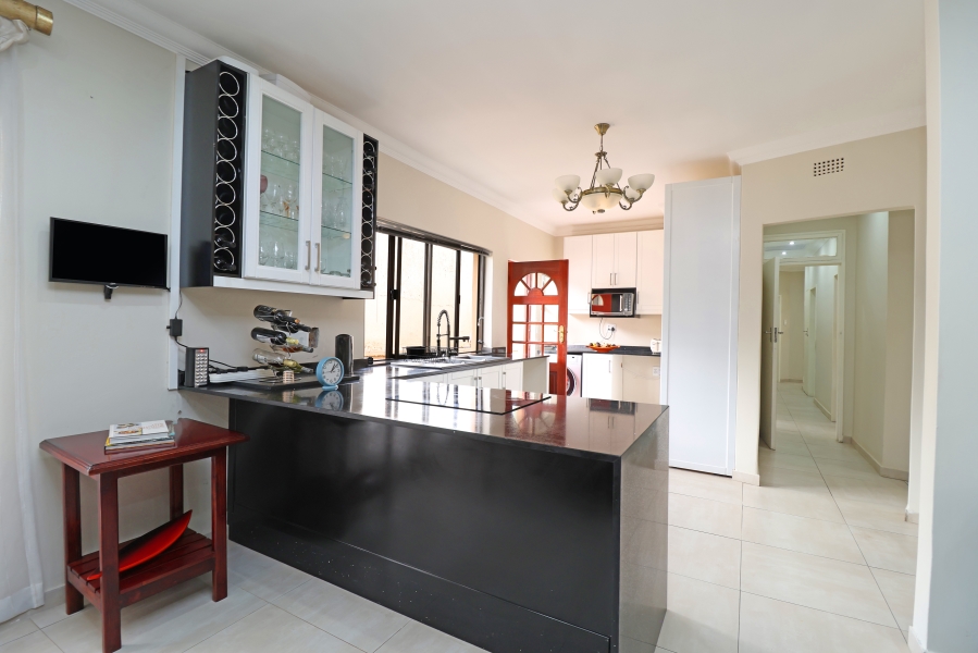 3 Bedroom Property for Sale in Parkhurst Gauteng