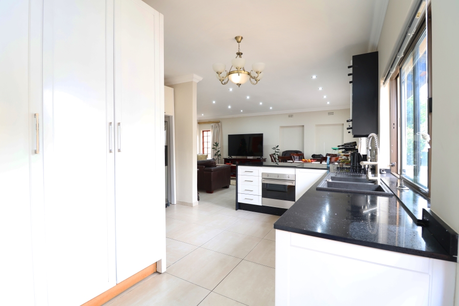 3 Bedroom Property for Sale in Parkhurst Gauteng