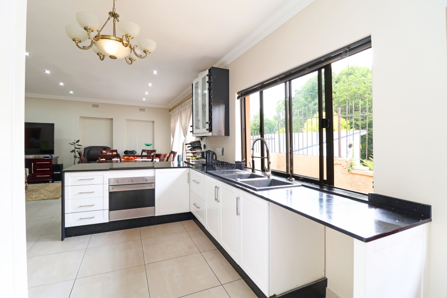 3 Bedroom Property for Sale in Parkhurst Gauteng