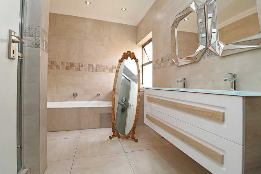 3 Bedroom Property for Sale in Parkhurst Gauteng