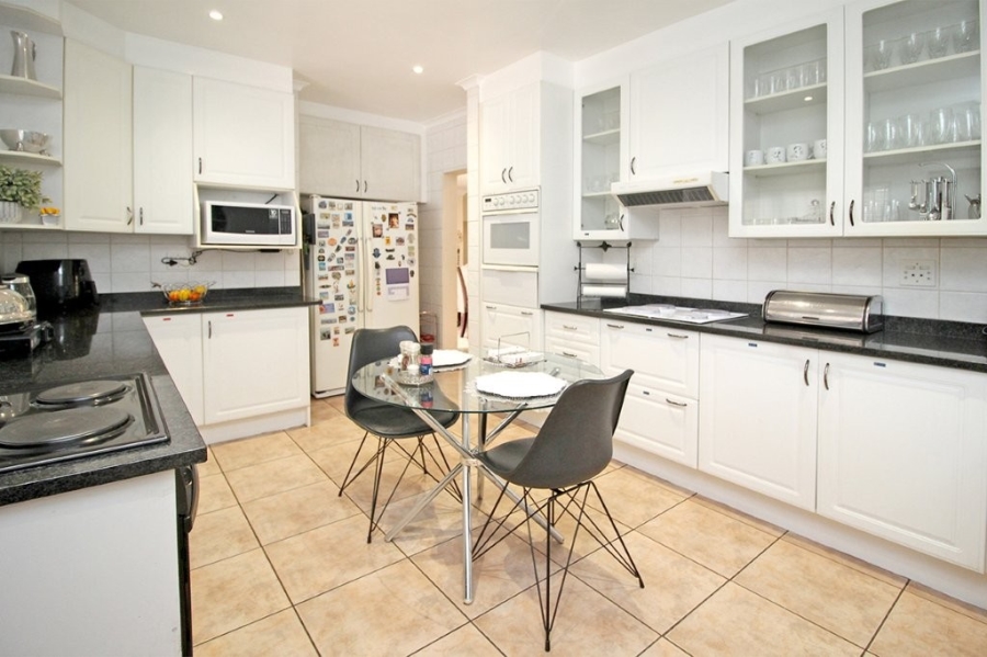 3 Bedroom Property for Sale in Glenhazel Gauteng