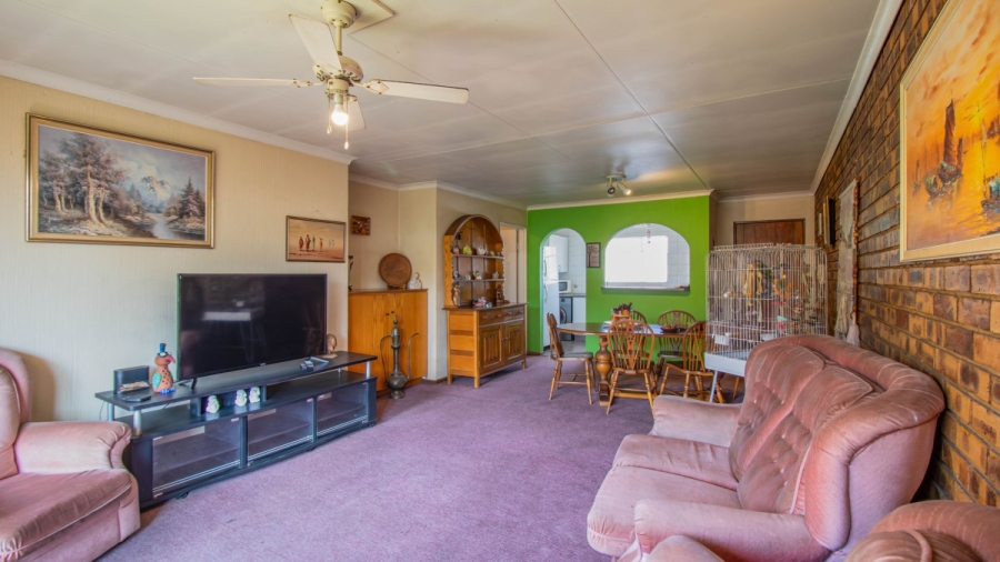 2 Bedroom Property for Sale in Eastleigh Gauteng