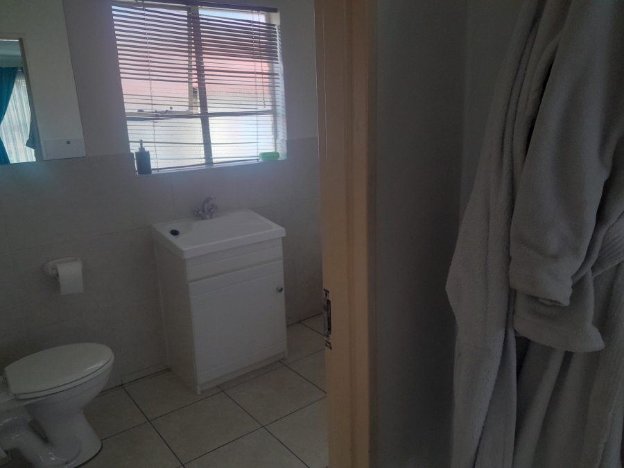 2 Bedroom Property for Sale in Liefde en Vrede Gauteng