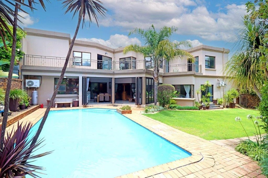 5 Bedroom Property for Sale in Dowerglen Ext 4 Gauteng