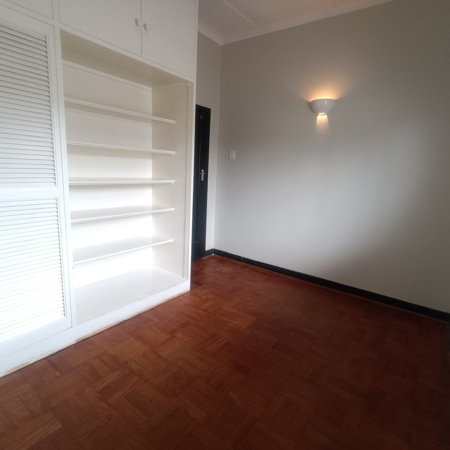 To Let 2 Bedroom Property for Rent in Greenside Gauteng