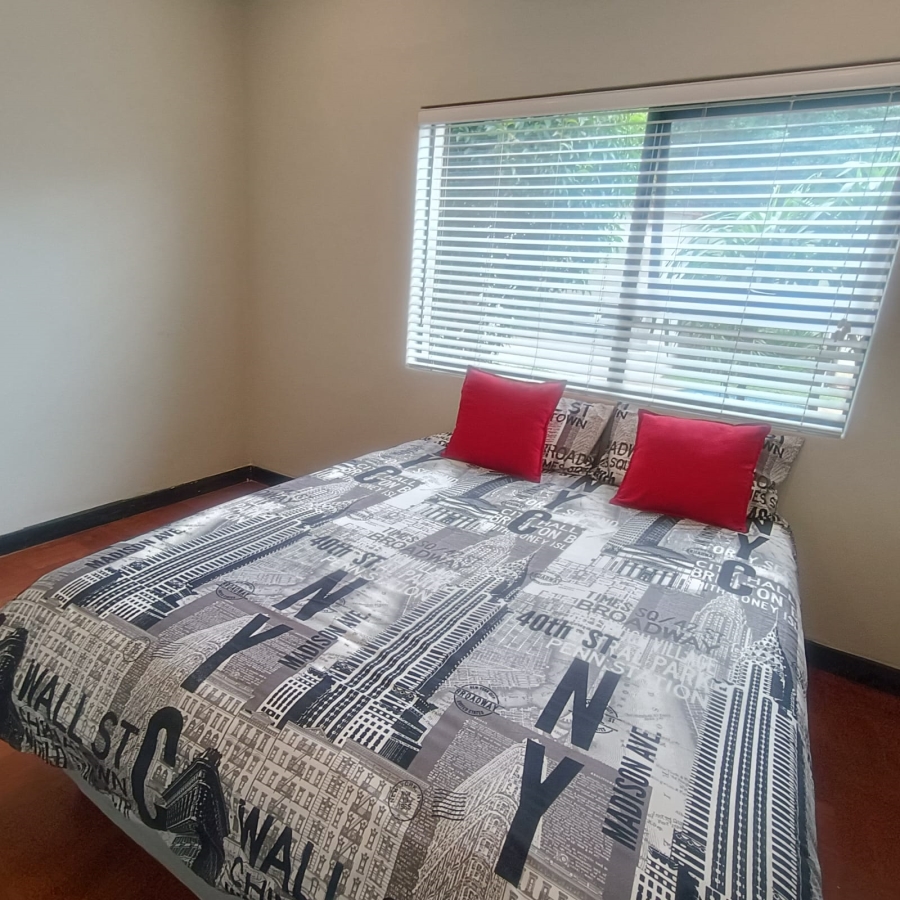 To Let 2 Bedroom Property for Rent in Greenside Gauteng