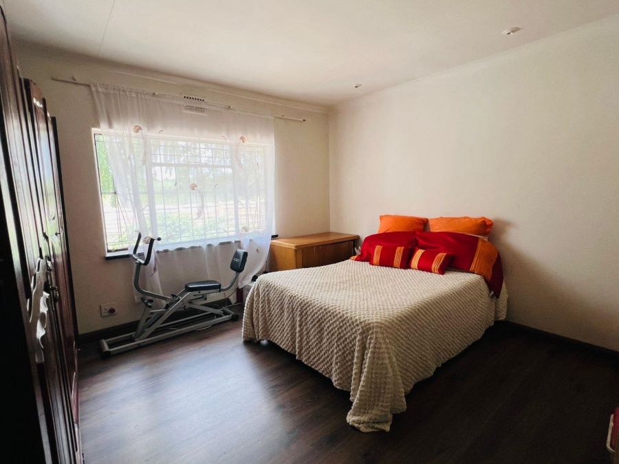 3 Bedroom Property for Sale in Maraisburg Gauteng