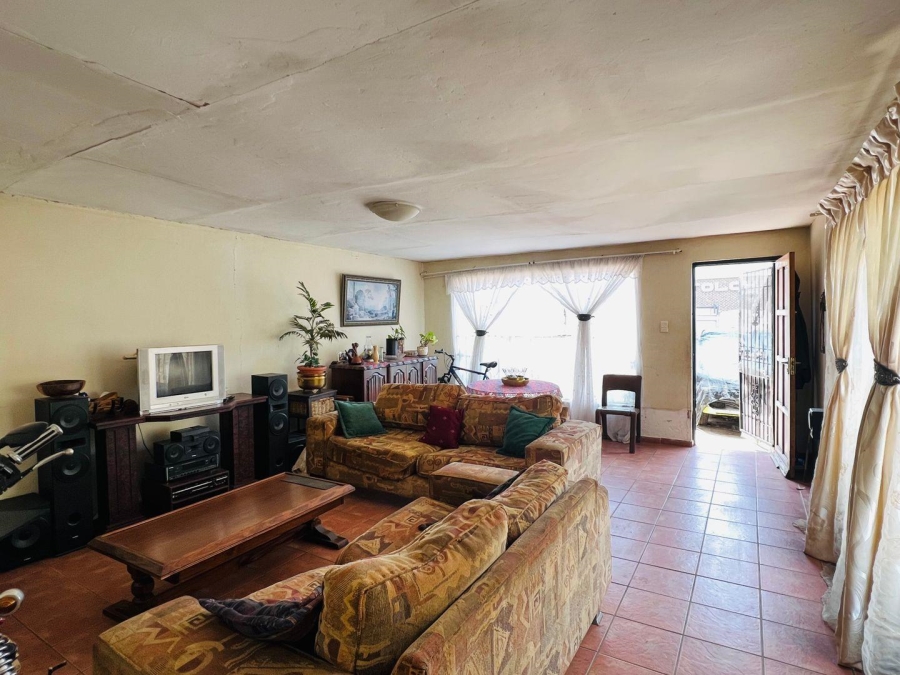 3 Bedroom Property for Sale in Maraisburg Gauteng