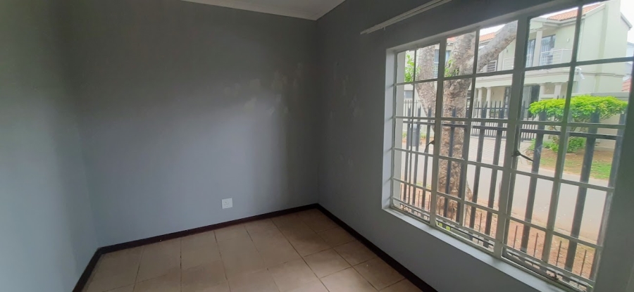 2 Bedroom Property for Sale in Terenure Gauteng