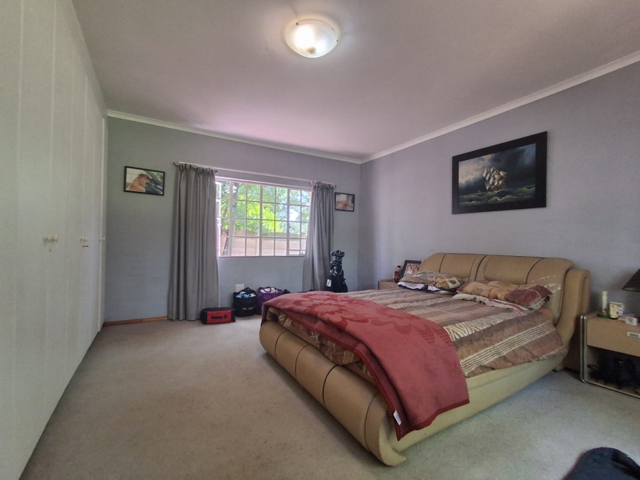 5 Bedroom Property for Sale in Henley on Klip Gauteng