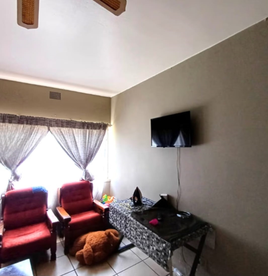 2 Bedroom Property for Sale in Meyerton Central Gauteng