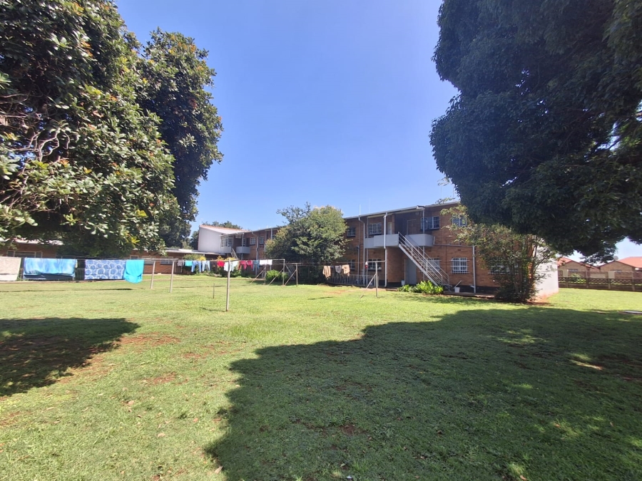 1 Bedroom Property for Sale in Meyerton Central Gauteng