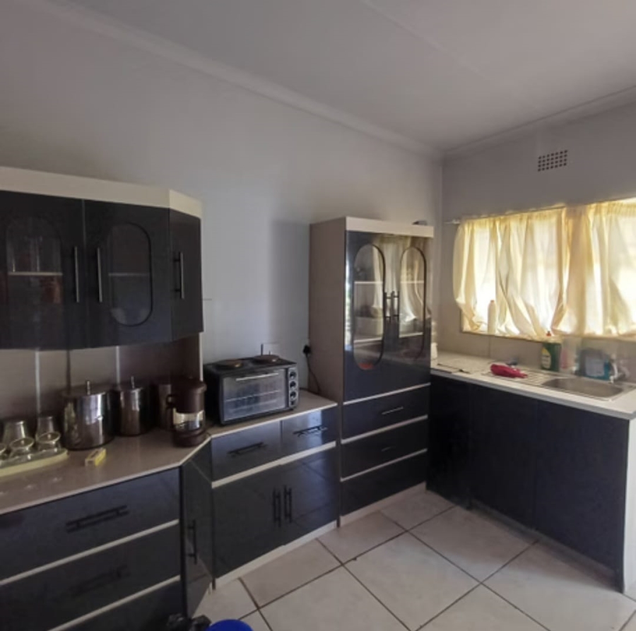 1 Bedroom Property for Sale in Meyerton Central Gauteng