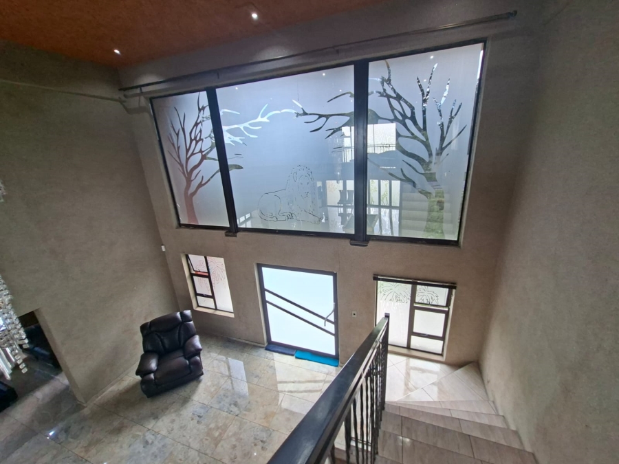 5 Bedroom Property for Sale in Selcourt Gauteng