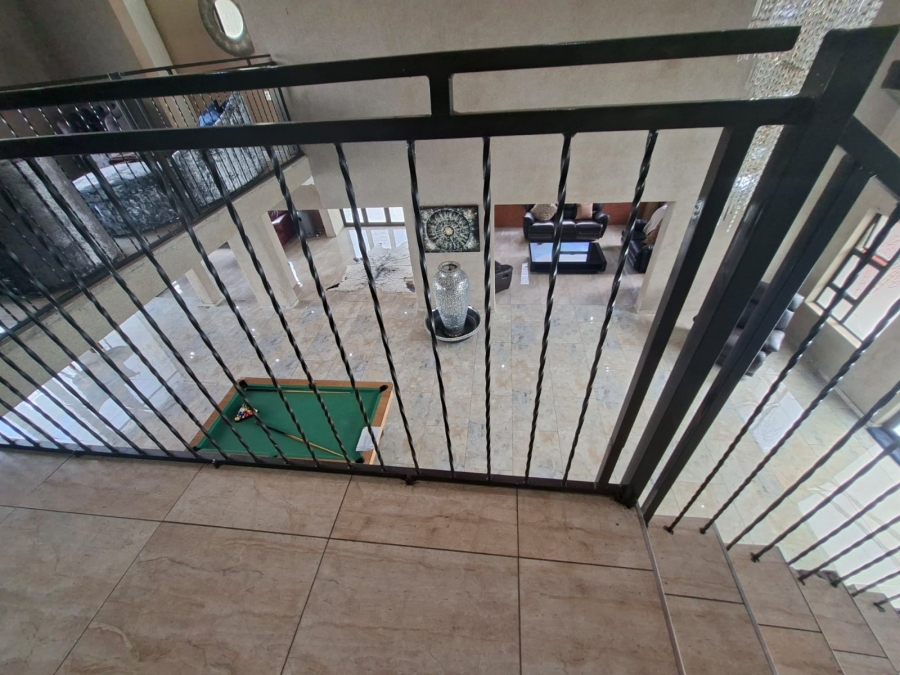 5 Bedroom Property for Sale in Selcourt Gauteng