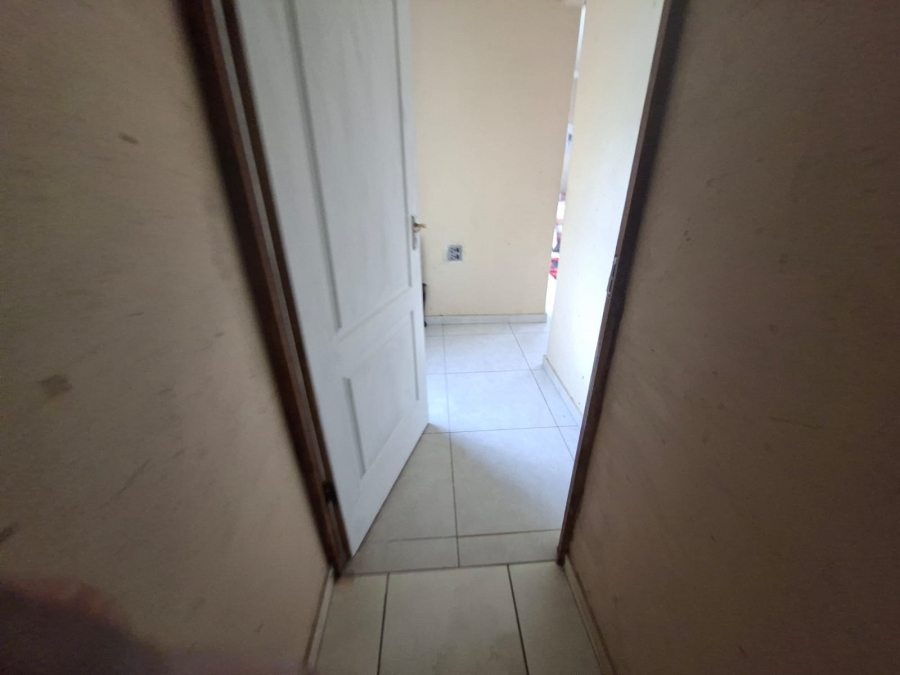 5 Bedroom Property for Sale in Selcourt Gauteng