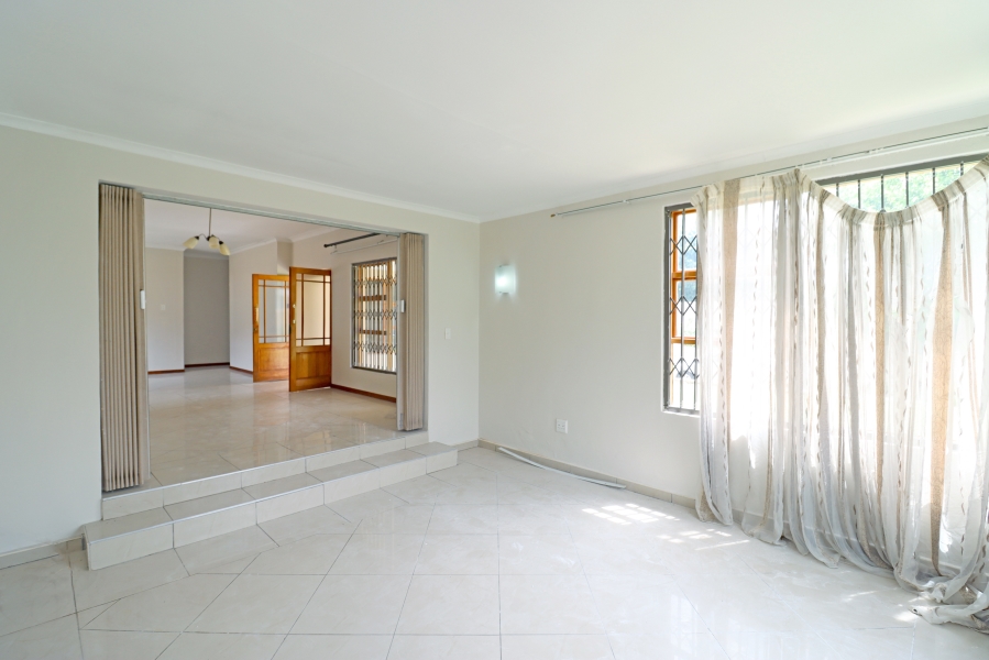 4 Bedroom Property for Sale in Lyndhurst Gauteng