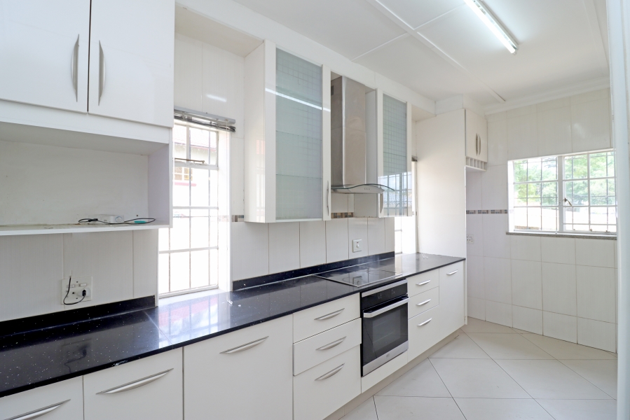 4 Bedroom Property for Sale in Lyndhurst Gauteng