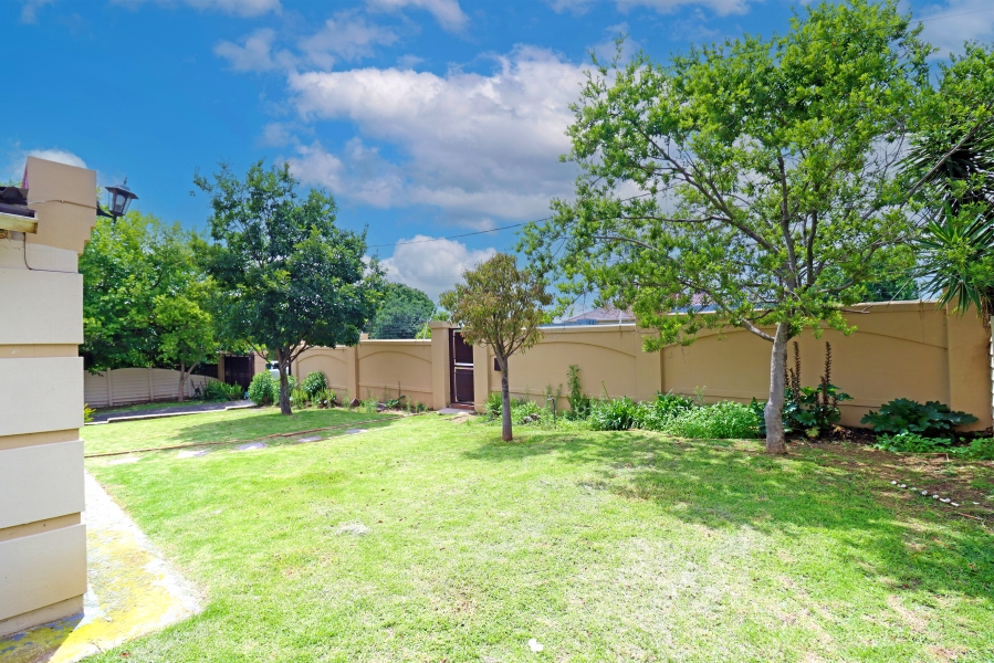 4 Bedroom Property for Sale in Lyndhurst Gauteng