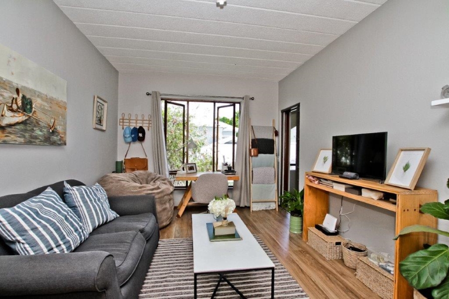 To Let 1 Bedroom Property for Rent in Craighall Park Gauteng