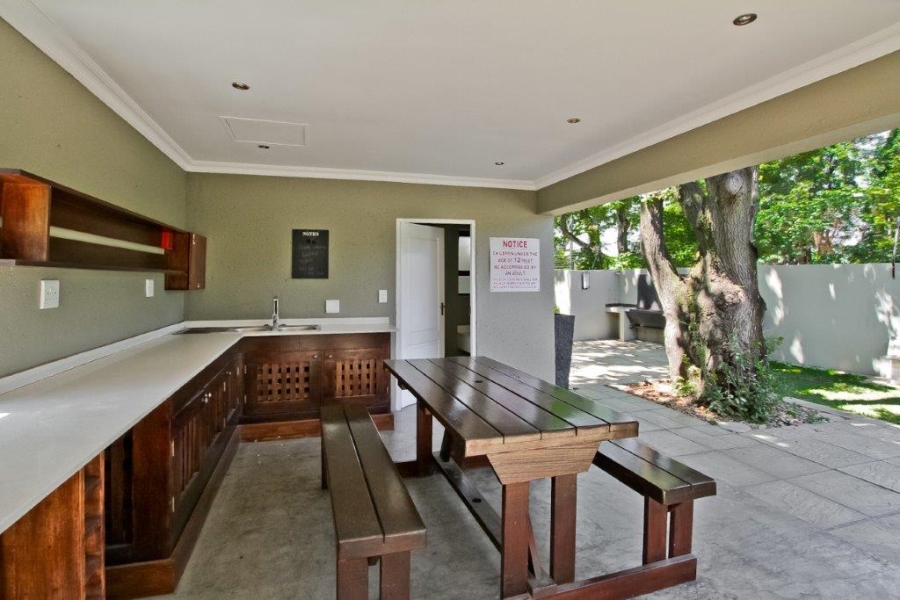 To Let 1 Bedroom Property for Rent in Craighall Park Gauteng