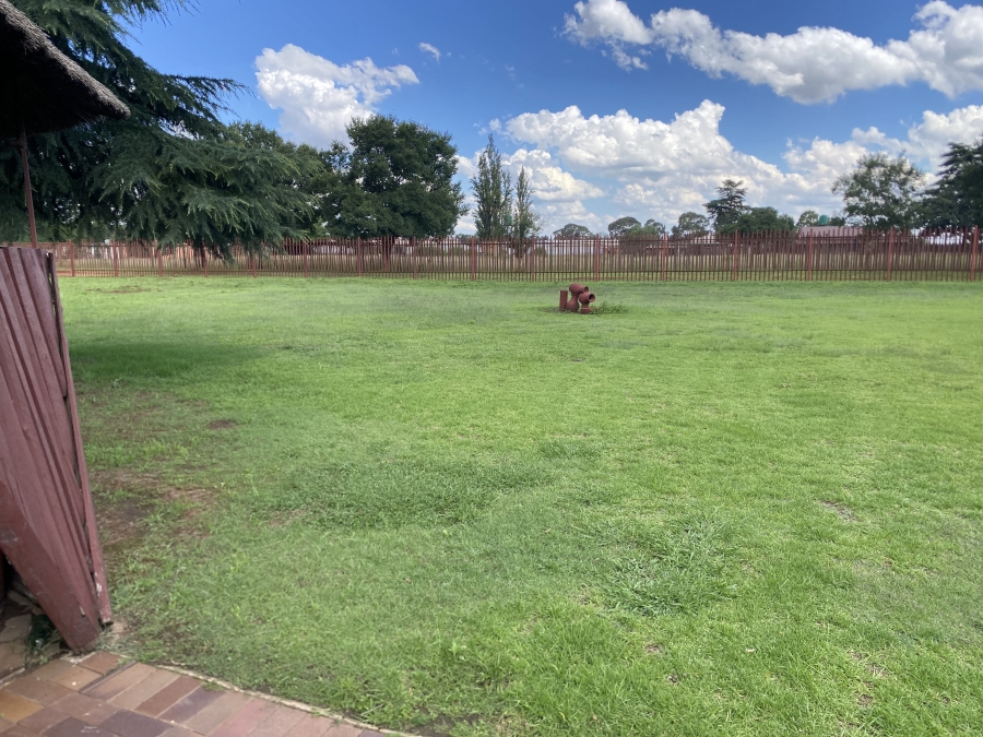 6 Bedroom Property for Sale in Grootvaly Gauteng