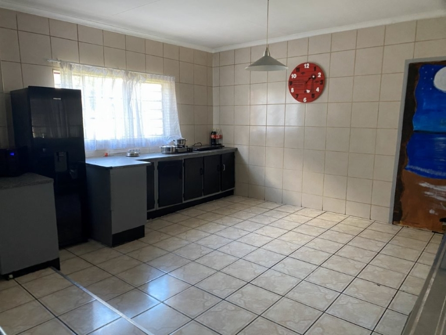 6 Bedroom Property for Sale in Grootvaly Gauteng