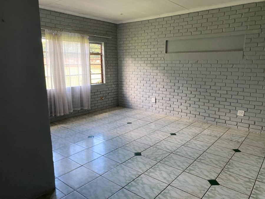 6 Bedroom Property for Sale in Grootvaly Gauteng
