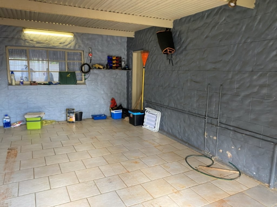 6 Bedroom Property for Sale in Grootvaly Gauteng