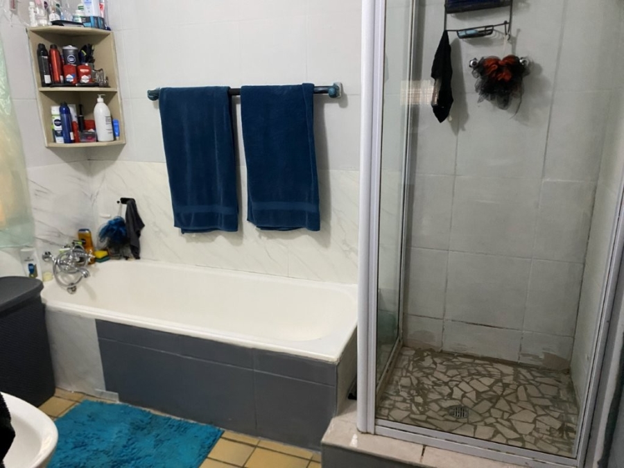 6 Bedroom Property for Sale in Grootvaly Gauteng