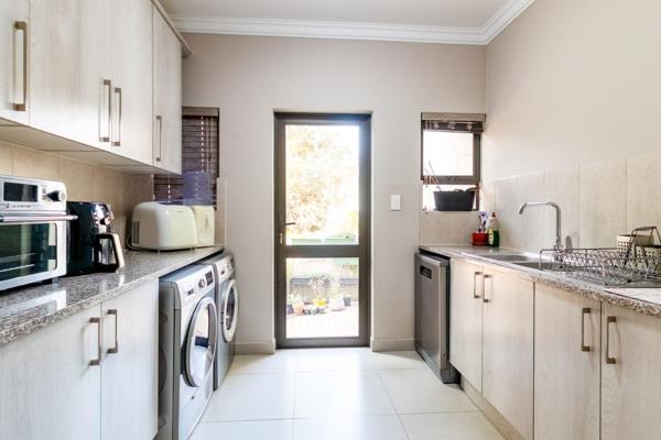 4 Bedroom Property for Sale in Eye of Africa Gauteng