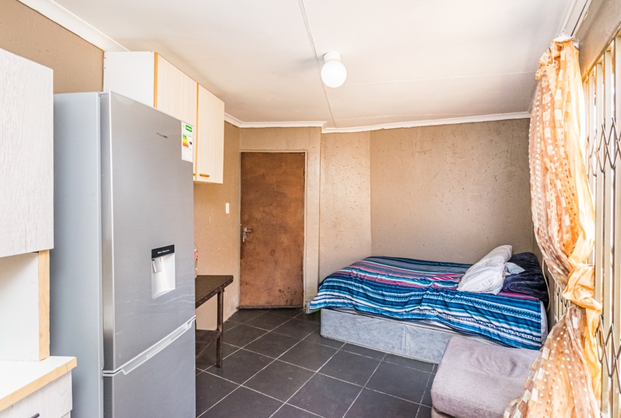 2 Bedroom Property for Sale in Bram Fischerville Gauteng